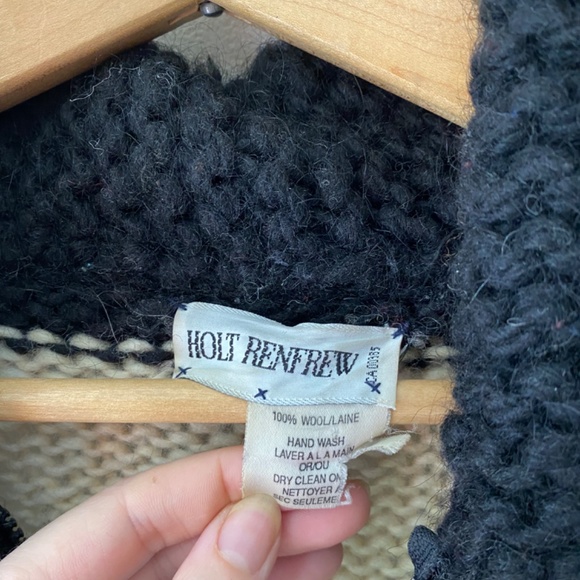 Rare Vintage Holt Renfrew 100% Wool Sweater - Picture 3 of 5